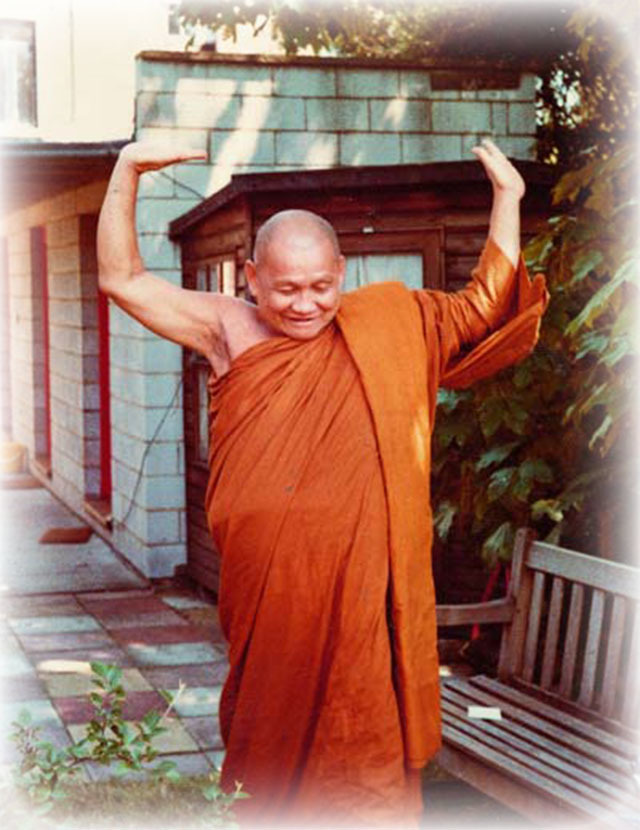 Ajahn Chah Subhatto – Wat Nong Pha Pong – Ancient Amulet